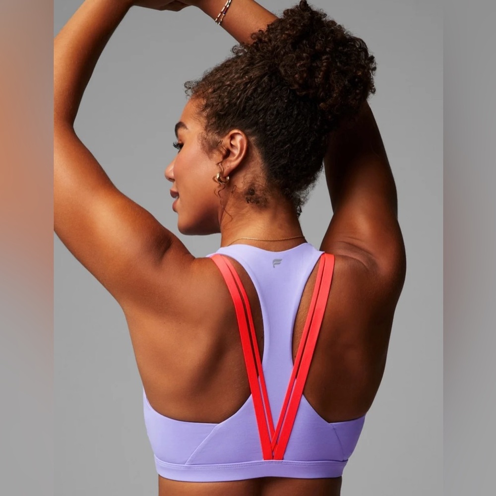 L - Fabletics Sports Bra - Medium Impact